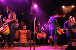 WAMALI PERCUSSIONS AUX NUITS MANDINGUES 2012 - ALANOLE