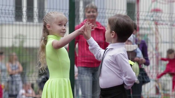 Бальные танцы в школе танцев Privilege. Дети. Венский вальс и