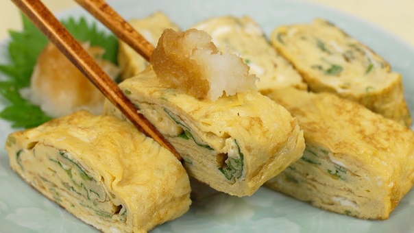 Tamagoyaki ( Japanese omelette) 卵焼き