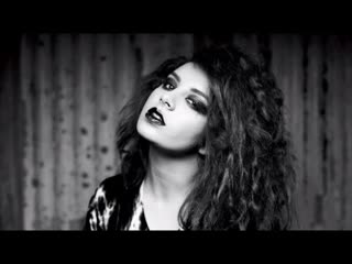 Charli XCX - Wires