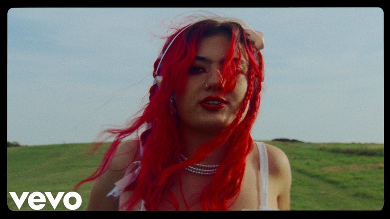 Eaves Wilder I Stole Your Jumper ( Official