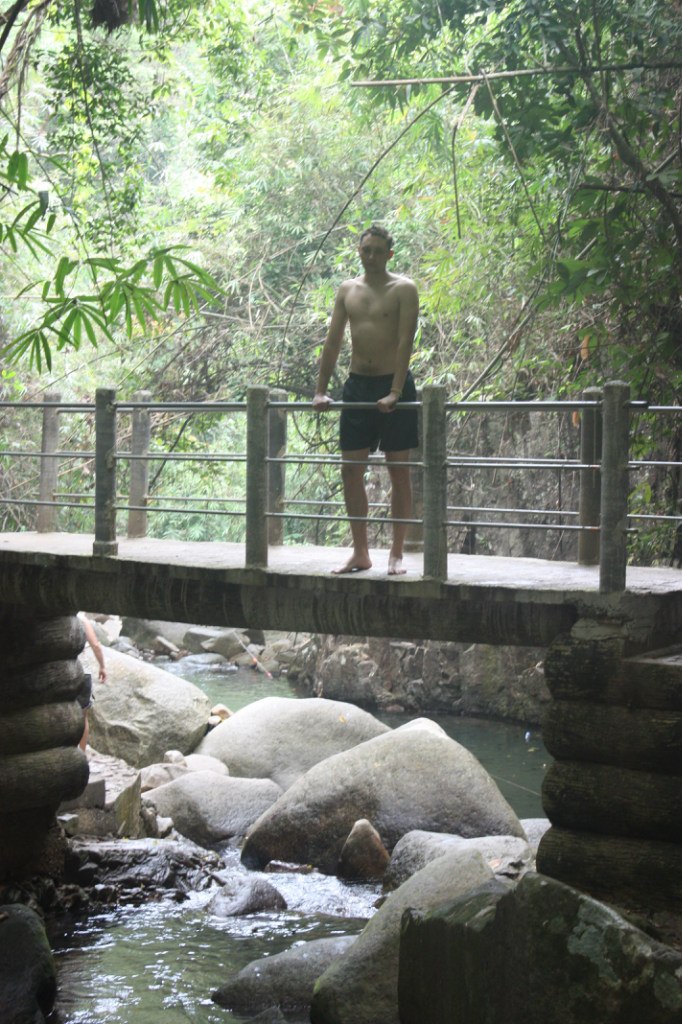 Олег Тонконог | Москва