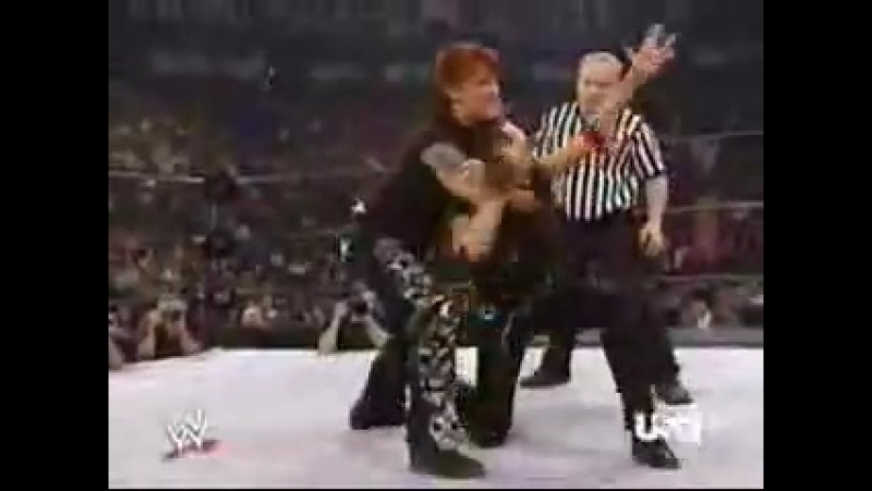 Lita vs Candice