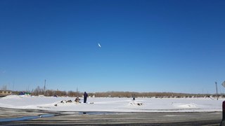 Авиамоделисты возле Кировского моста