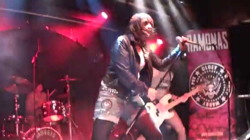 RAMONAS live in Vienna Chelsea