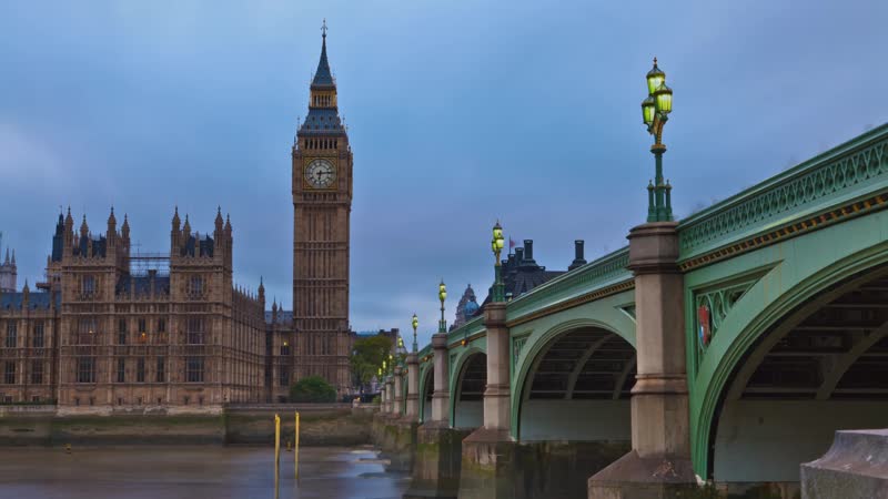 London In The Night (music by Tipper) (processing by