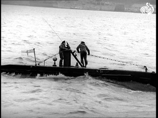 News Flashes - Midget Submarine (1954)