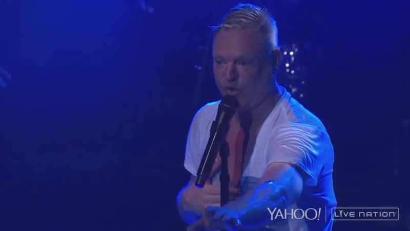 Erasure Blue Savannah ( Live in Boston,