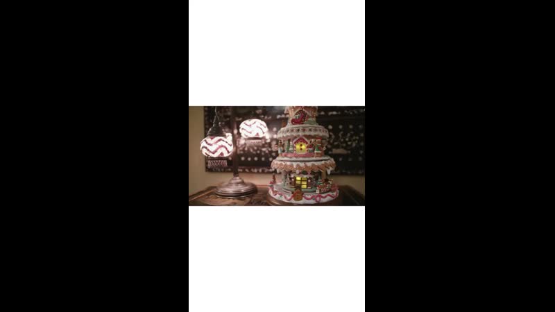 Публикация в приложении Инстаграм Holiday Party Food