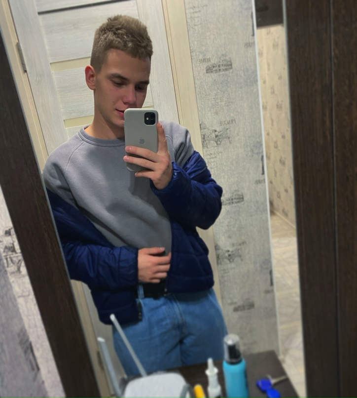 Даниил Коновалов |