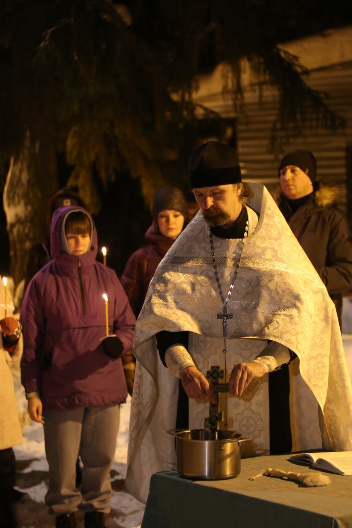 Праздник Крещения Господня встретили сотрудники «Союз Маринс Групп» на берегу Линды, изображение №1