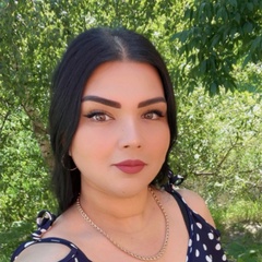 Лора Максимова