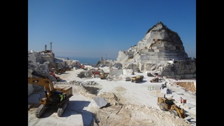 Carrara, la citt di marmo. Un viaggio in cava